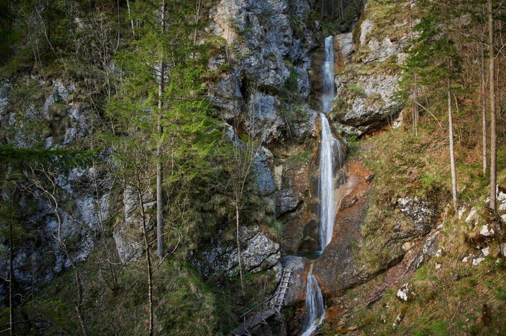 Waterfall Rep